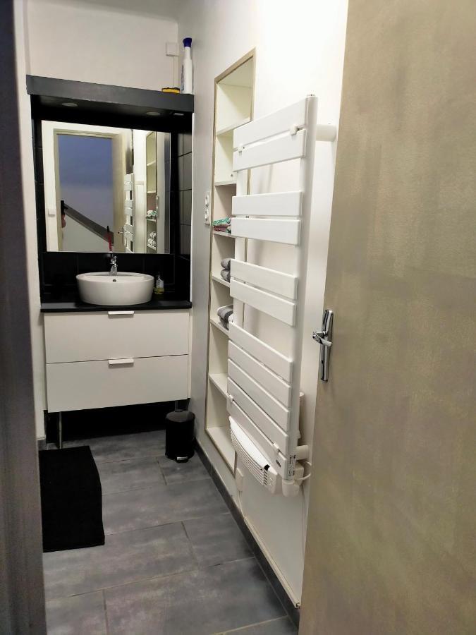 Appartement En Duplex Au 3Ieme Etage Sans Ascenseur Hyères Eksteriør billede